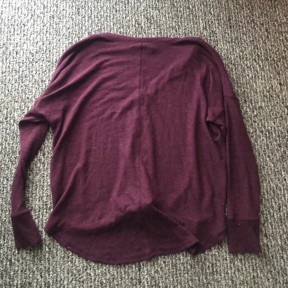 Abercrombie Burgundy Tie Front Top - Picture 3 of 4